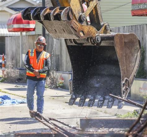 City sued after attempt to raze blighted Gert Town carwash | Crime ...