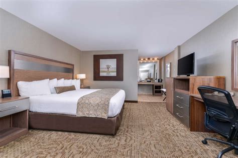 1 King Bed - Mobility Accessible - BEST WESTERN PLUS Anaheim Inn