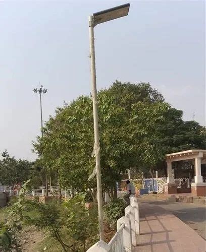 LED Solar Street Light Installation at ₹ 5000 in Kolkata | ID: 21048759762