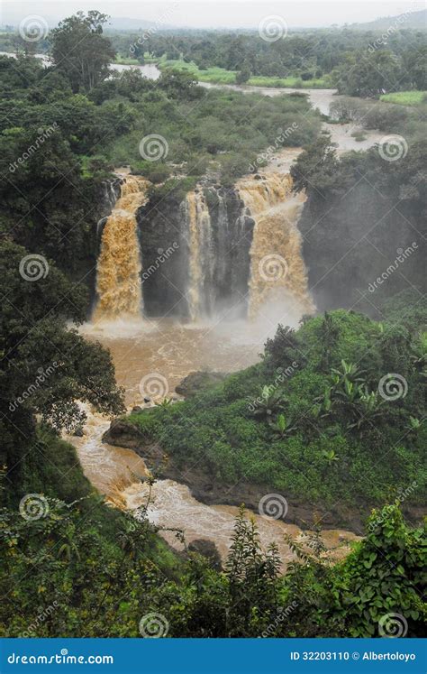 Tiss Abay Falls on the Blue Nile River, Ethiopia Stock Photo - Image of waterfall, flowing: 32203110