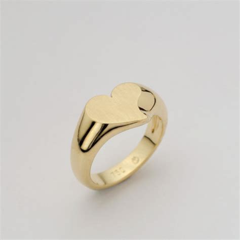 Love Hearts Ring Signet Solid 18k Gold Heart Seal Band Wedding Ring ...