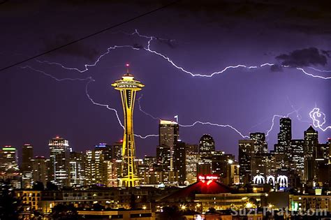 Photos: Summer Lightning Storm in Seattle - Gemini Connect Media ...