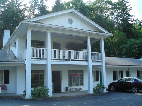 Andover (NJ) Holiday Motel Andover United States, North America Ideally ...