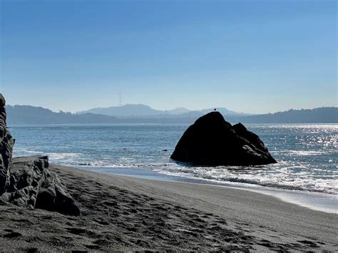 Black Sands Beach in Sausalito, CA: A Beautiful Black Sand Beach Near San Francisco - California ...