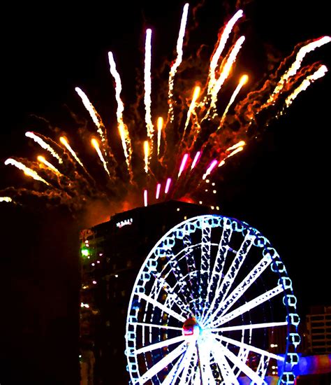 New Year Fireworks Birmingham | The New Year's fireworks in … | Flickr