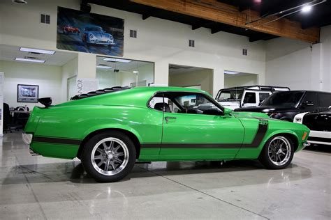 Custom 1970 Ford Mustang Fastback Boss 427 Is a Fully Restored Savage Beast, Costs $130k ...