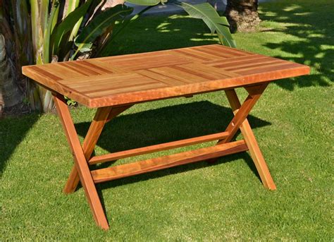 Outdoor Rectangular Folding Table: Custom Table-Top Design