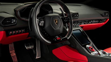 Arriba 55+ imagen lamborghini evo interior - Abzlocal.mx