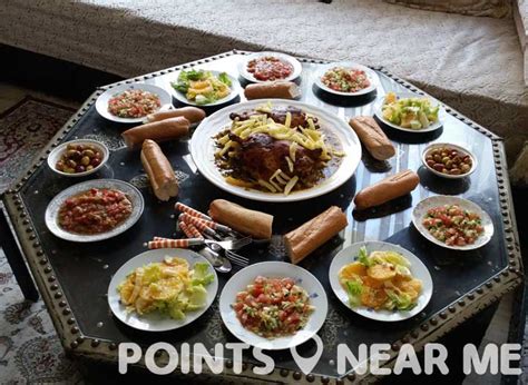 LUNCH NEAR ME - Points Near Me