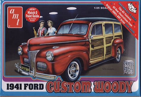 AMT 1/25 1941 Ford Custom Woody Kit - Hobbies N Games