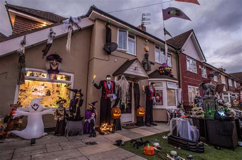 Houses Decorated For Halloween - Best Decorations