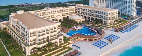 Beachfront Cancun, Mexico Resorts | Marriott Cancun Resort