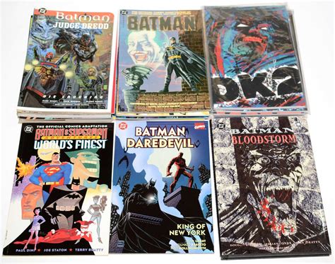 Lot 44 - DC Graphic Novels