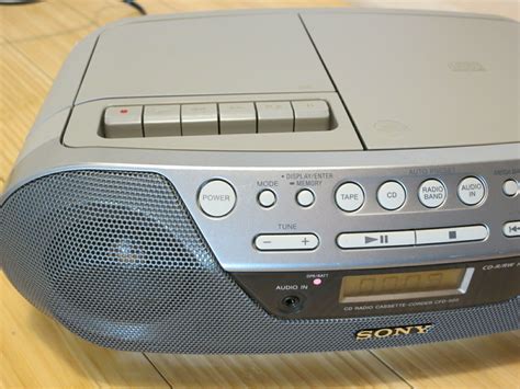 Sony CFD-S05 Cassette Tape Recorder CD Player Boombox Mega Bass AM FM ...