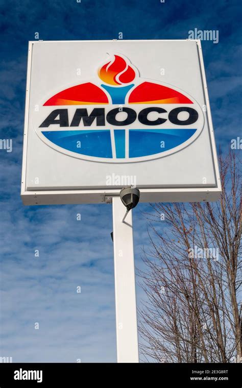 Amoco gas station hi-res stock photography and images - Alamy