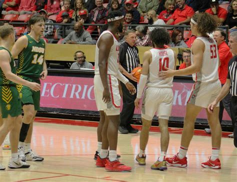 Men's basketball: Team sweeps at Lobo Classic - The Daily Lobo