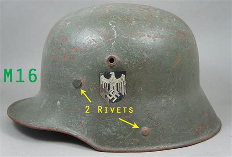 Combat models and makers – German Helmet Vault