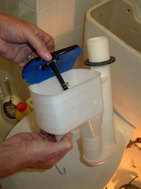 How To Remove A Toilet Syphon - HOWOTREMVO