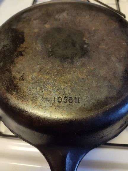 Wagner Cast Iron Skillet - Baer Auctioneers - Realty, LLC