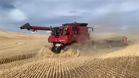 Harvesting in the Hills of the Palouse! - YouTube