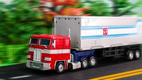 Optimus Prime Truck Cartoon