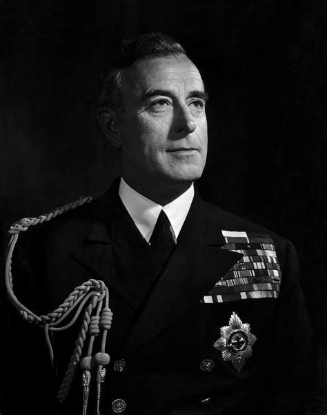 Lord Louis Mountbatten – Yousuf Karsh