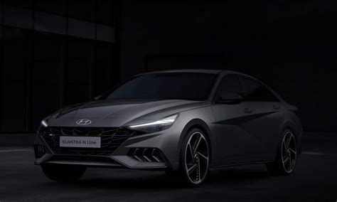 The Hyundai Elantra N-Line arrives with more than 200 CV and sports image