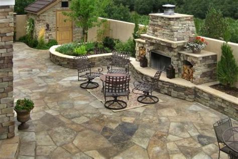 How to Lay Flagstone Installation Guide - Landscaping Network