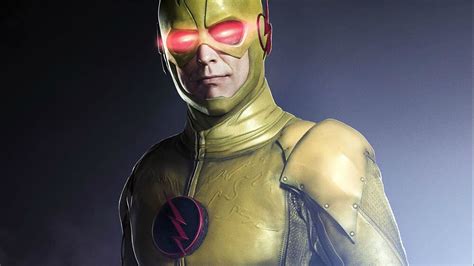 The Flash Timeline Explained: How is Thawne Still Alive in the Future? - IGN