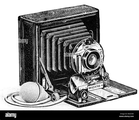 Antique plate camera Black and White Stock Photos & Images - Alamy