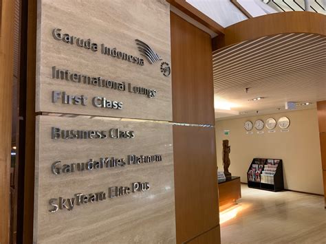 Review: Garuda Indonesia Business Class Lounge Bali (DPS) - Live and ...