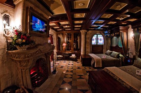 The Suite in Cinderella's Castle at Disney World [2000x1325] : r/RoomPorn