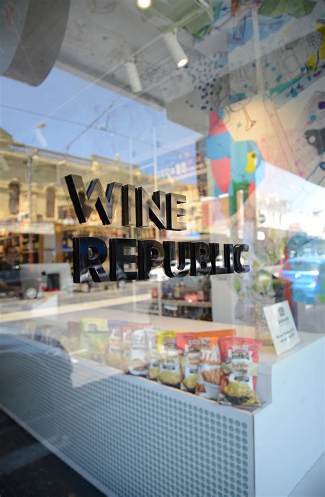 Wine Republic Retail Light Design | Portfolio | Lights Lights Lights