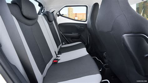 Toyota AYGO | 2015MY | Interior Rear Seats