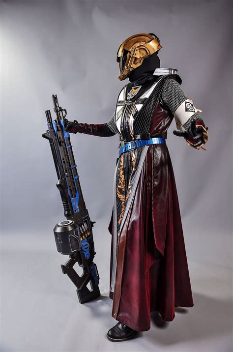 Destiny Warlock with Thunderlord (Cosplay) - Album on Imgur Destiny Warlock, Destiny Bungie ...