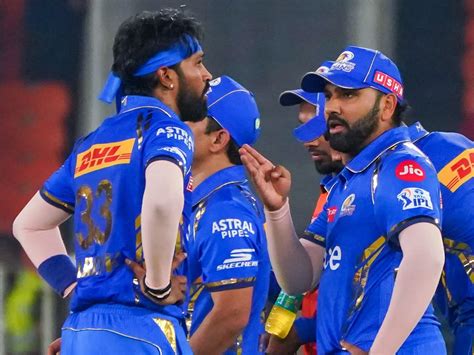 IPL 2024: Tables turn as Rohit Sharma tells captain Hardik Pandya to ...