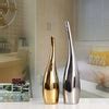 Vase design en céramique doré et argenté style minimaliste | Lumeers.com