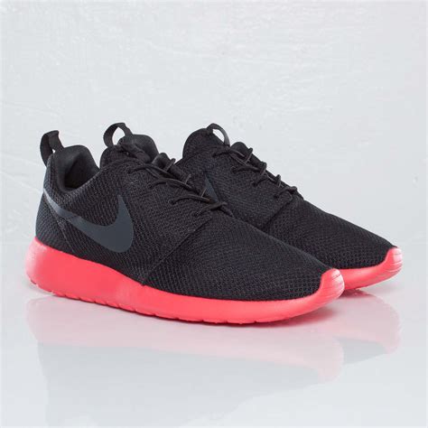 Nike Roshe Run - 110309 - Sneakersnstuff (SNS) | Sneakersnstuff (SNS)