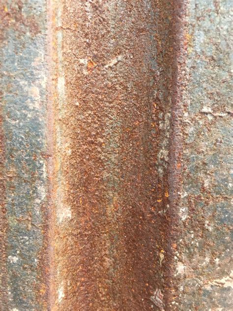 Close up of corroded & rusted metal wall | Free Textures