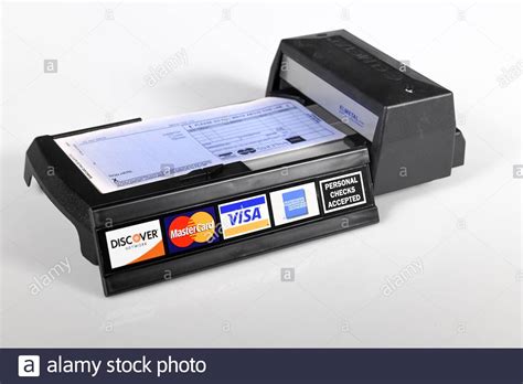 Ancienne machine à cartes de crédit : r/nostalgia