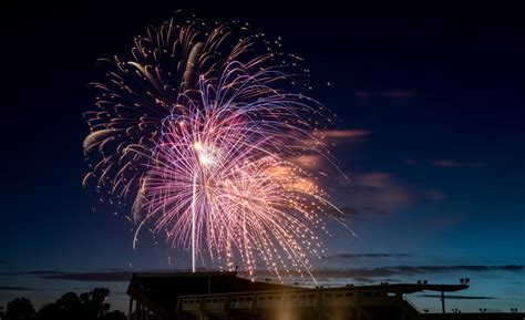 Greeley Stampede Shoebox Parade and fireworks show ring in July 4th ...