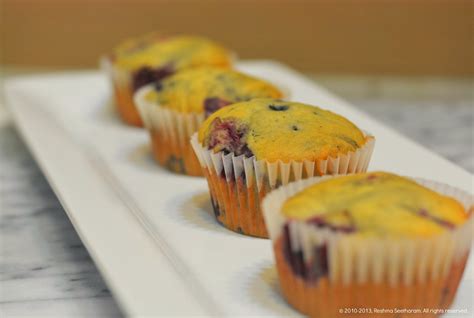 Mixed berry muffins