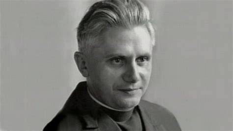 Joseph Ratzinger predijo el futuro de la Iglesia « El lupanar del gato