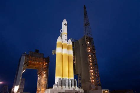 Photos: Delta 4-Heavy rocket awaits liftoff from historic SLC-6 launch pad