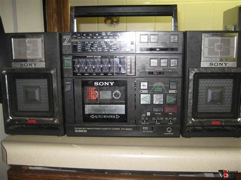 Sony CFS9000 Portable Stereo System (REDUCED) Photo #232473 - Canuck Audio Mart