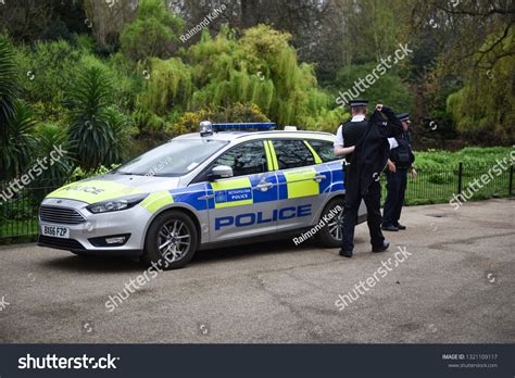 London Metropolitan Police Car City London Stock Photo 1321109117 | Shutterstock