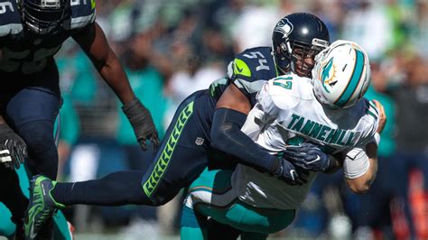 Seahawks Defense Played "Lights Out" in Season-Opening Win vs Miami