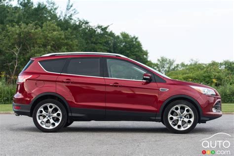 2015 Ford Escape Ecoboost Titanium pictures | Photo 2 of 49 | Auto123