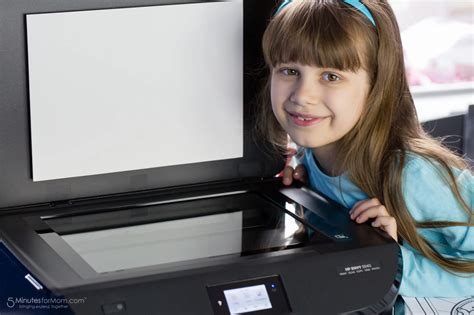 Using Technology To Bond With Your Kids #HPTreatsMoms