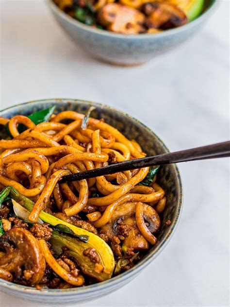 Yaki Udon | Stir Fried Udon Noodles - Drive Me Hungry